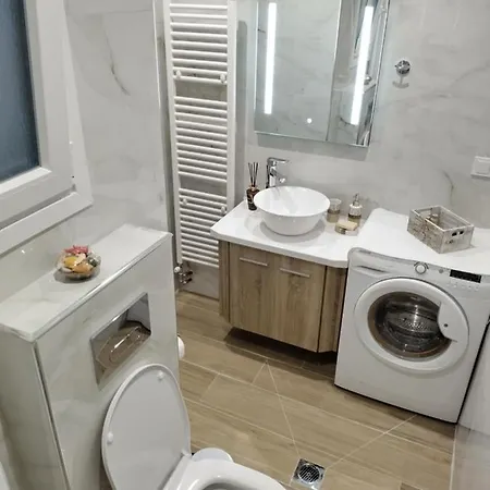 εlite αpartment 트리칼라