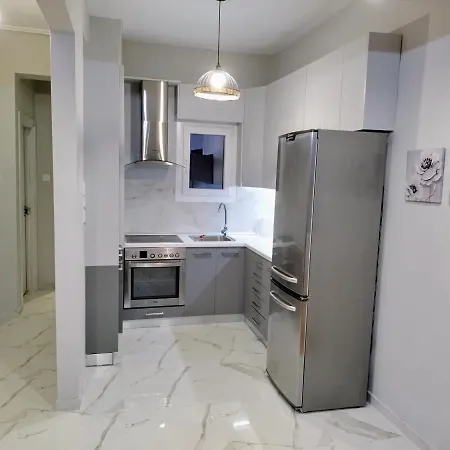 アパート εlite αpartment *