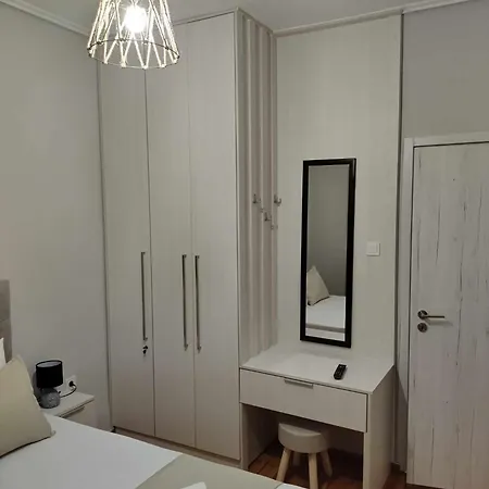 εlite αpartment 트리칼라